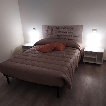 Dimora Sorriso Apartment Bari Exterior photo