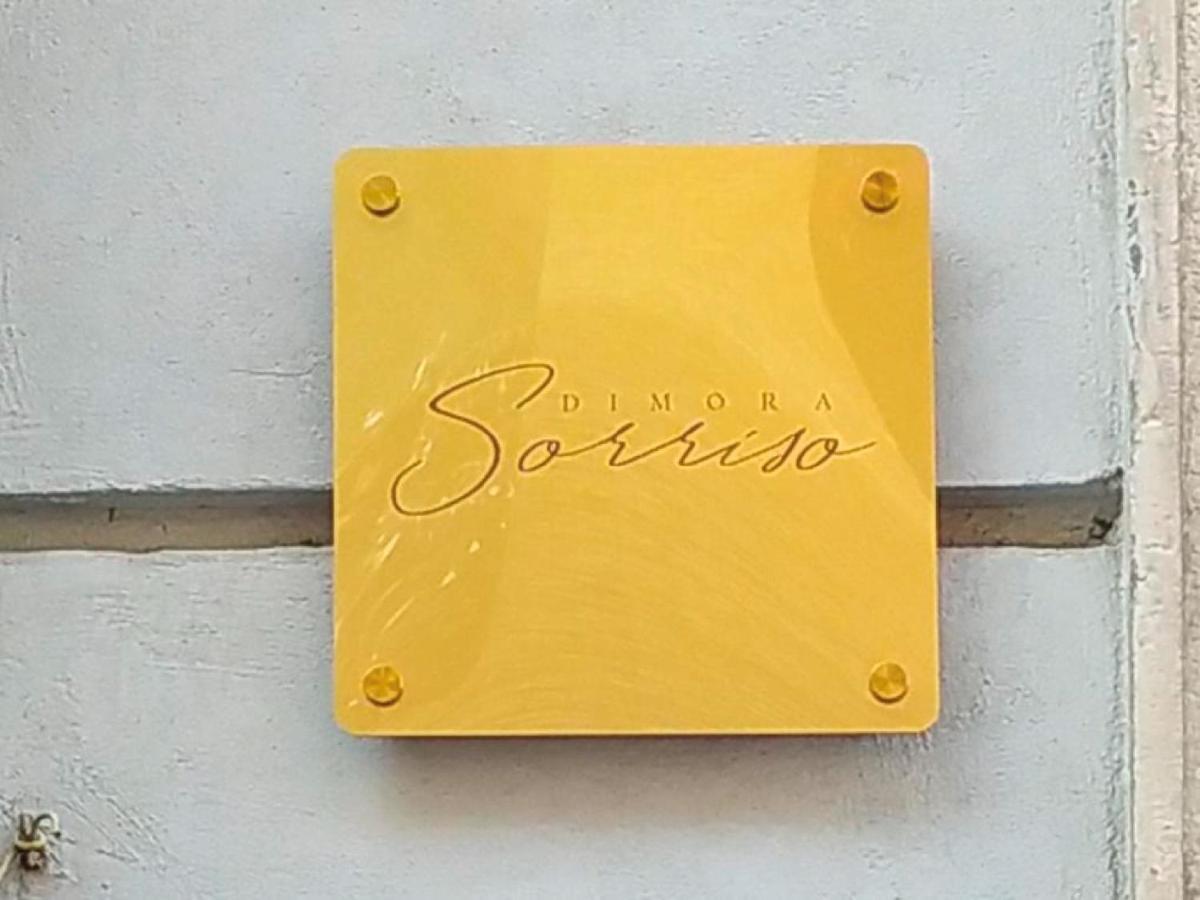 Dimora Sorriso Apartment Bari Exterior photo
